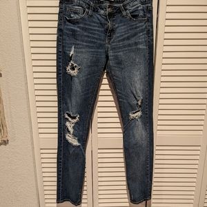 Daytrip distressed skinny jeans